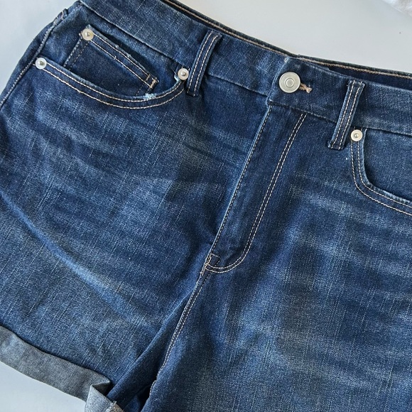 3/$20 No Boundaries Dark Denim Cuffed Shorts - Picture 4 of 9